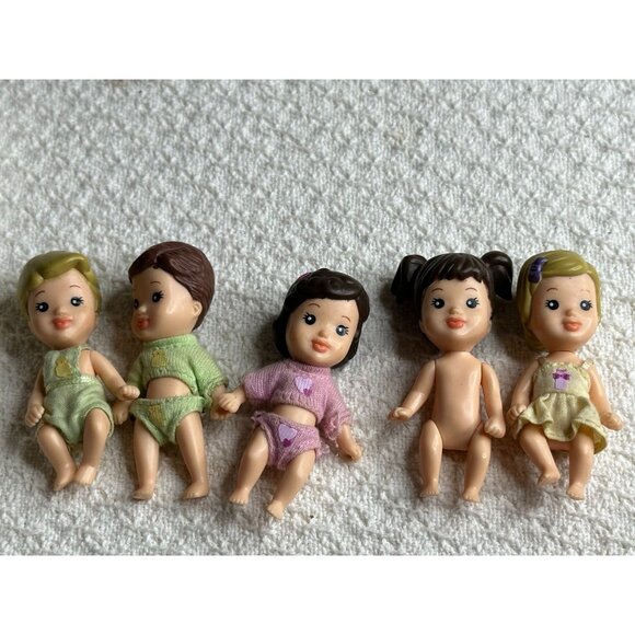 Quints MGA Miniature Baby Doll Set Outfits Two boys Three girls 3" - Picture 6 of 7